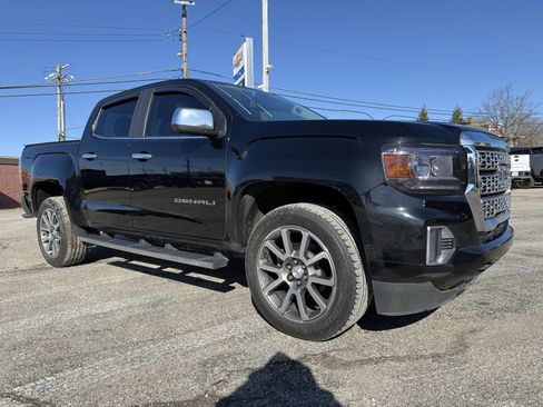 Used 2021 GMC Canyon Denali image 8