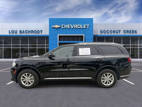 Used 2023 Dodge Durango SXT AWD/4WD image 5