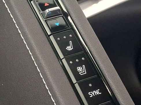 Used 2024 Chevrolet Corvette Z06 image 26