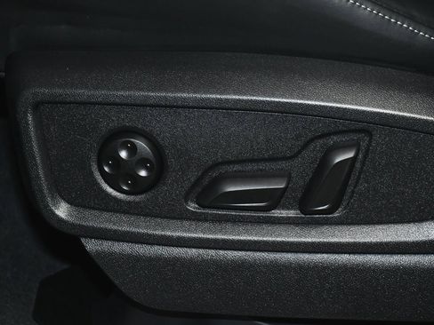 Used 2023 Audi SQ5 Premium Plus w/ Premium Plus Package image 62