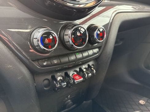 Used 2021 MINI Cooper Countryman ALL4 AWD/4WD image 17