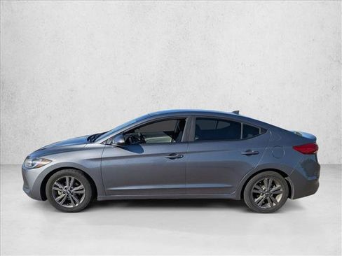 Used 2018 Hyundai Elantra SEL FWD image 8