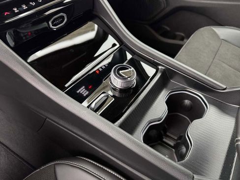 New 2026 Jeep Grand Cherokee Altitude image 22