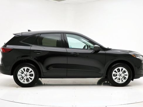Used 2025 Ford Escape Active AWD/4WD image 3