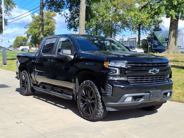 Used 2021 Chevrolet Silverado 1500 RST w/ Rally Edition AWD/4WD image 3