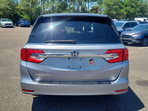 Used 2019 Honda Odyssey EX image 4