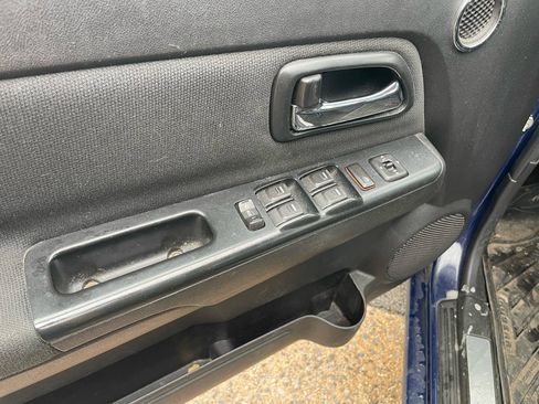 Used 2010 Chevrolet Colorado LT image 24