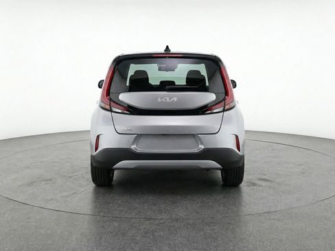 Used 2025 Kia Soul LX w/ LX Technology Package FWD image 7