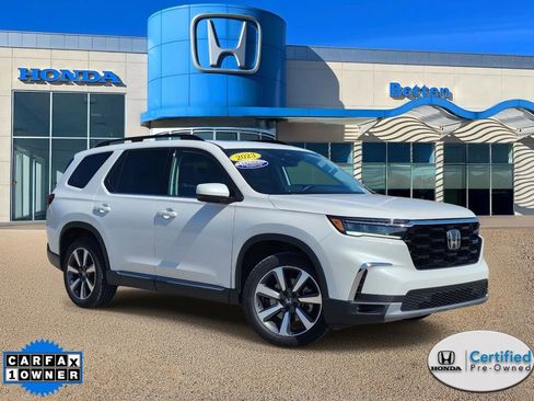 Certified 2023 Honda Pilot Touring image 1