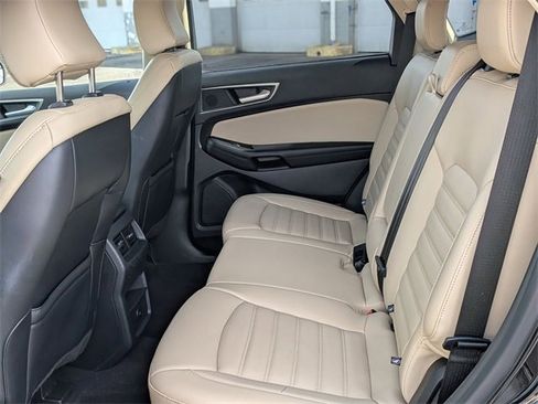 Used 2024 Ford Edge SEL image 27