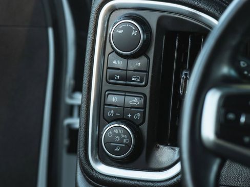 Used 2019 Chevrolet Silverado 1500 LT w/ Convenience Package image 21