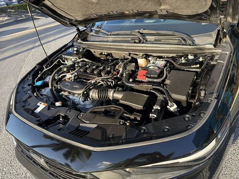 Used 2023 Honda Accord LX image 29