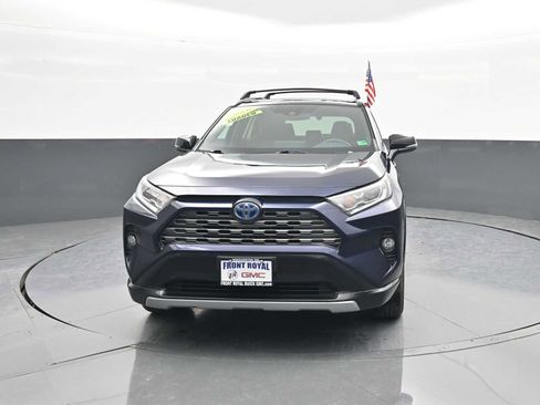 Used 2020 Toyota RAV4 XSE image 3