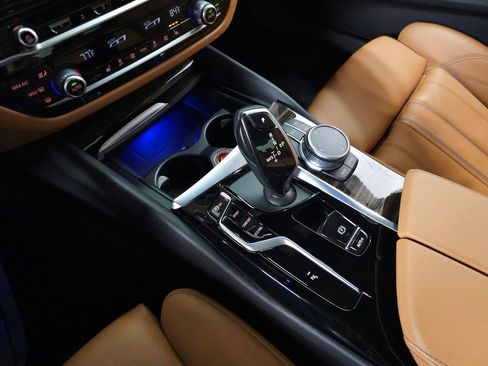 Used 2022 BMW 540i xDrive w/ Premium Package AWD/4WD image 36