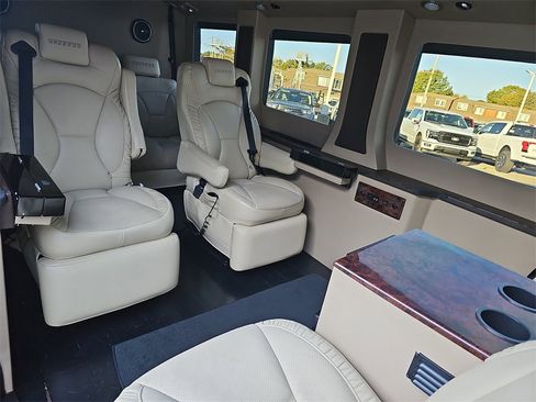 Used 2016 Ford Transit 250 148 High Roof Extended image 12