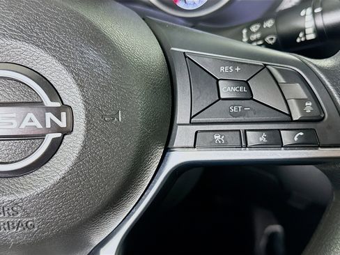 Used 2024 Nissan Sentra SV image 14