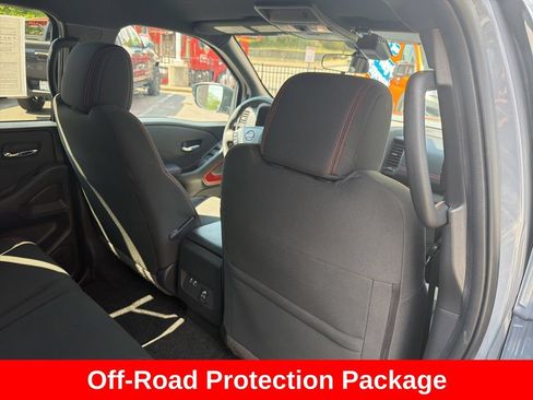 Used 2023 Nissan Frontier PRO-4X w/ Pro Convenience Package AWD/4WD image 20