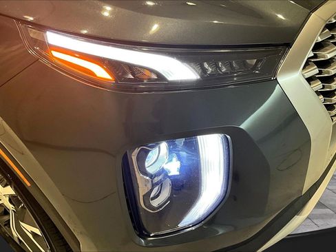 Used 2022 Hyundai Palisade SEL w/ 8P Bench Seat Package FWD image 32