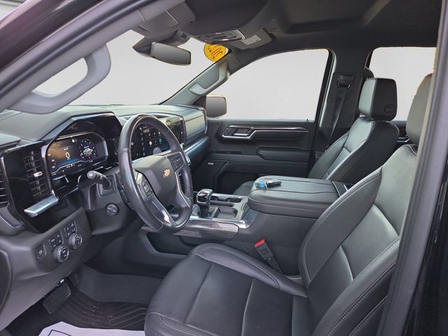 Used 2023 Chevrolet Silverado 1500 LTZ w/ LTZ Convenience Package II AWD/4WD image 25