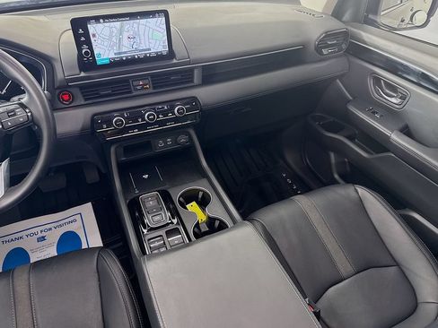 Used 2023 Honda Pilot Touring image 29