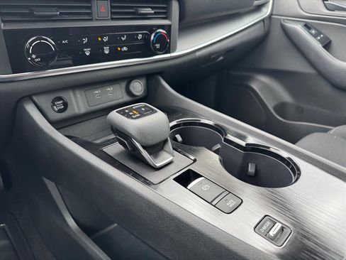 Certified 2024 Nissan Rogue S FWD image 19