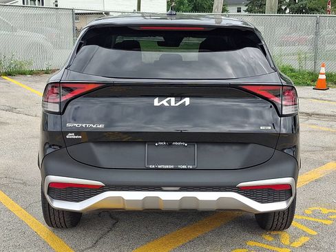 Certified 2023 Kia Sportage LX AWD/4WD image 3