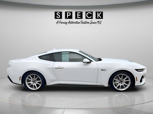 Used 2024 Ford Mustang GT Premium RWD image 6