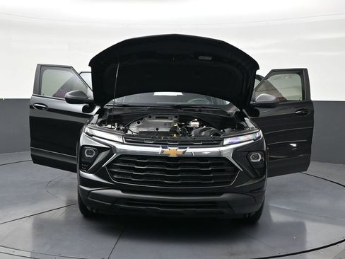 Used 2025 Chevrolet TrailBlazer LS FWD image 34