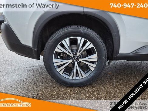 Used 2023 Nissan Rogue SV image 28