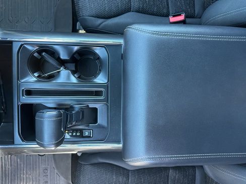 Used 2022 Ford F150 XLT w/ Equipment Group 302A High AWD/4WD image 35