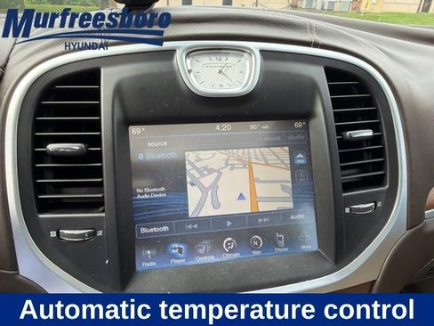 Used 2012 Chrysler 300 C Luxury Series RWD image 7