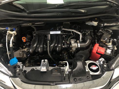 Used 2018 Honda Fit Sport image 11