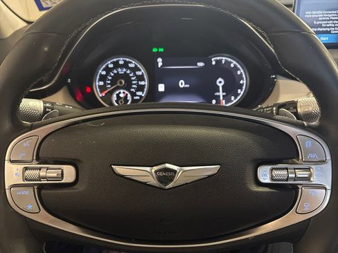 Used 2023 Genesis GV70 2.5T w/ Advanced Package AWD/4WD image 8