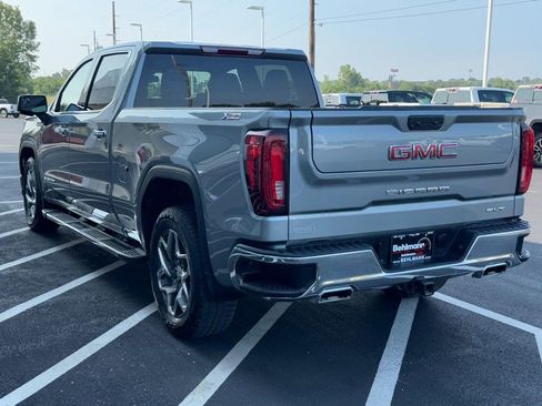 Used 2023 GMC Sierra 1500 SLT w/ SLT Premium Package AWD/4WD image 8