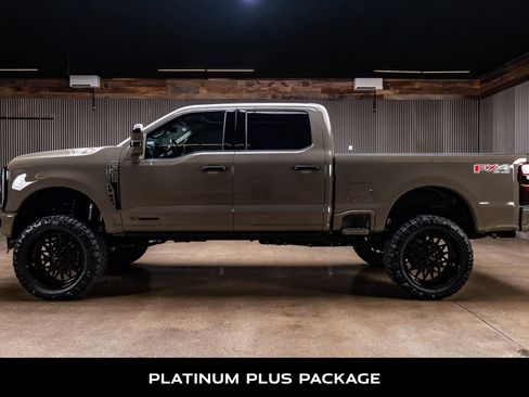 Used 2026 Ford F250 Platinum w/ Platinum Plus Package AWD/4WD image 6