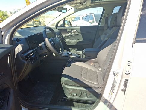 New 2026 Kia Sportage SX Prestige image 9