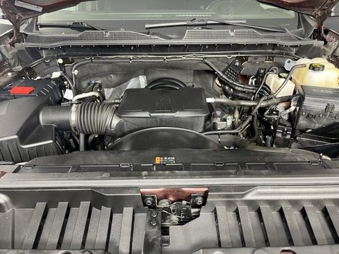 Used 2024 Chevrolet Silverado 2500 LT image 8