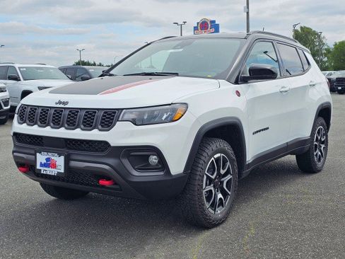 New 2026 Jeep Compass Trailhawk AWD/4WD image 3