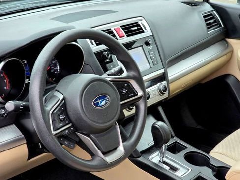 Used 2018 Subaru Outback 2.5i image 11