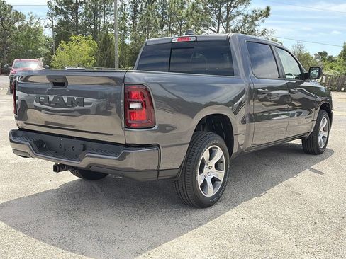 New 2026 RAM 1500 Express image 7