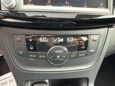 Used 2019 Nissan Sentra SV w/ Special Edition Package FWD image 30
