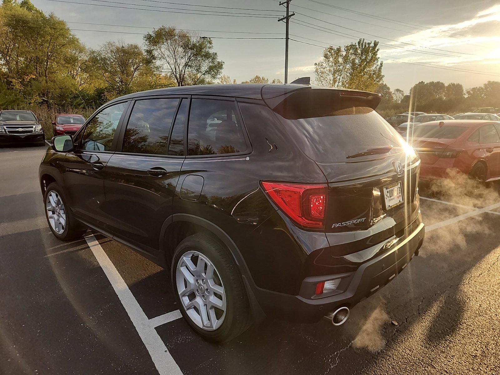 Used 2025 Honda Passport EX-L image 4