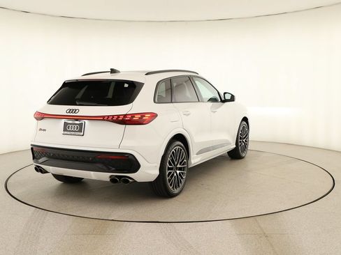 New 2026 Audi SQ5 Premium Plus AWD/4WD image 6