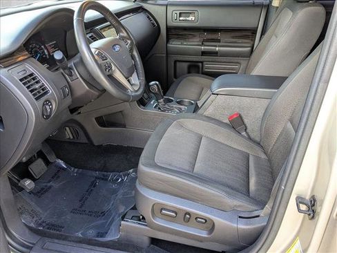 Used 2018 Ford Flex SEL image 15