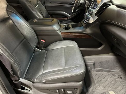 Used 2017 GMC Yukon SLE w/ SLE Value Package RWD image 15