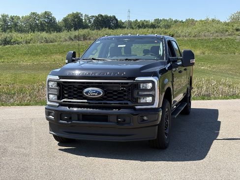 New 2026 Ford F250 XL AWD/4WD image 1