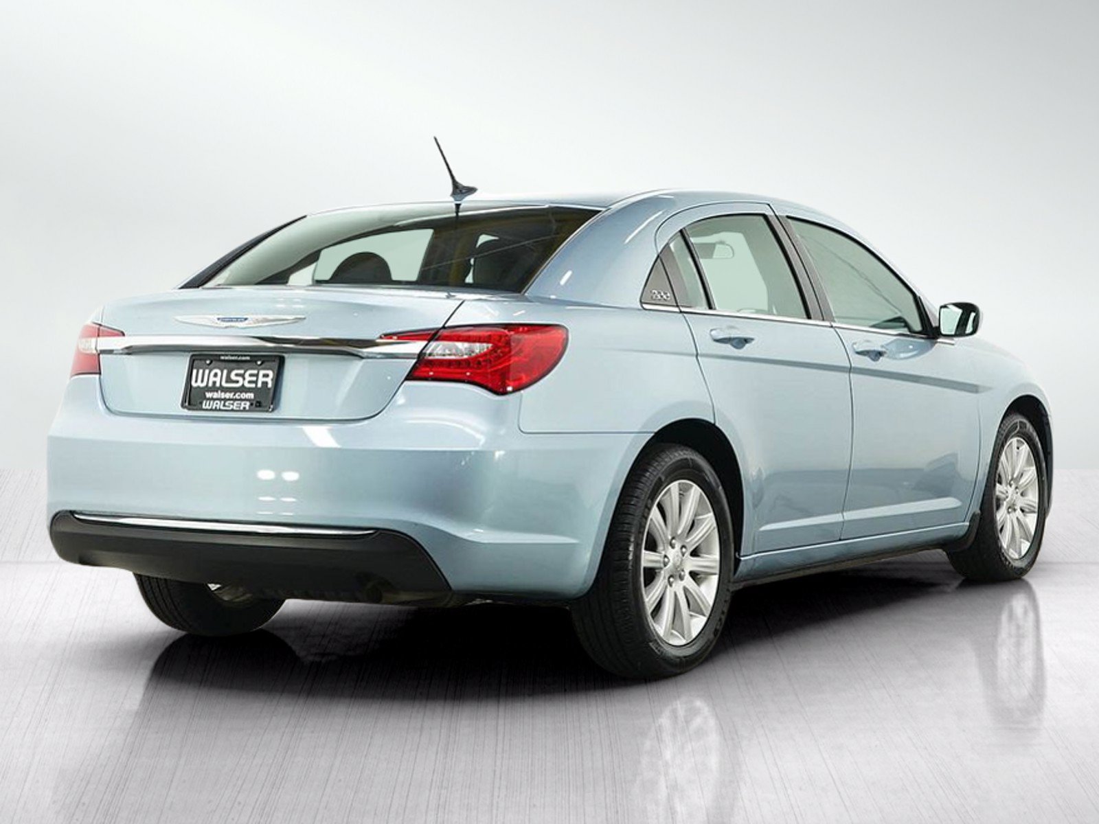 Used 2012 Chrysler 200 Touring w/ Cold Weather Group FWD image 5