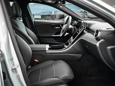 Certified 2025 Mercedes-Benz C 300 4MATIC Sedan image 23