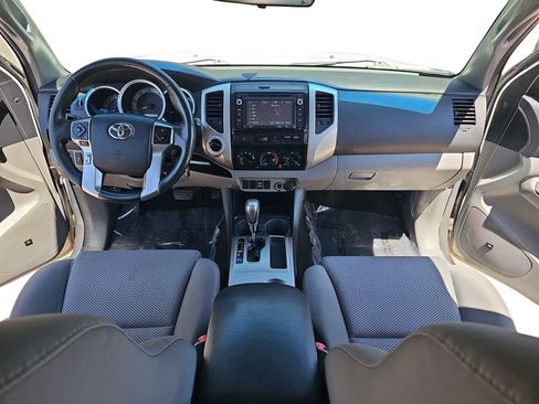 Used 2014 Toyota Tacoma 4x4 Double Cab w/ TRD Sport Package image 9