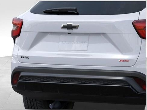 New 2026 Chevrolet Trax RS FWD image 14